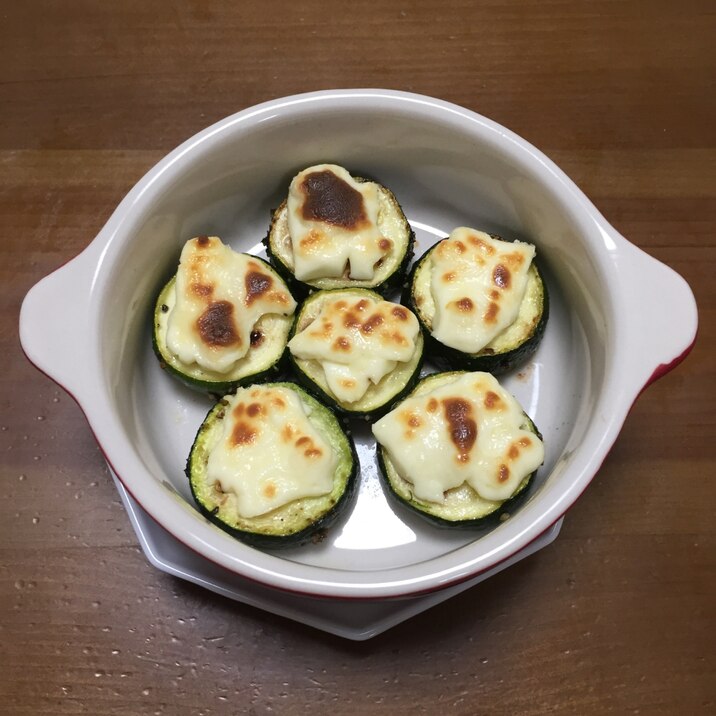 ズッキーニのクリームチーズ焼き レシピ 作り方 By Niconicokujira 楽天レシピ